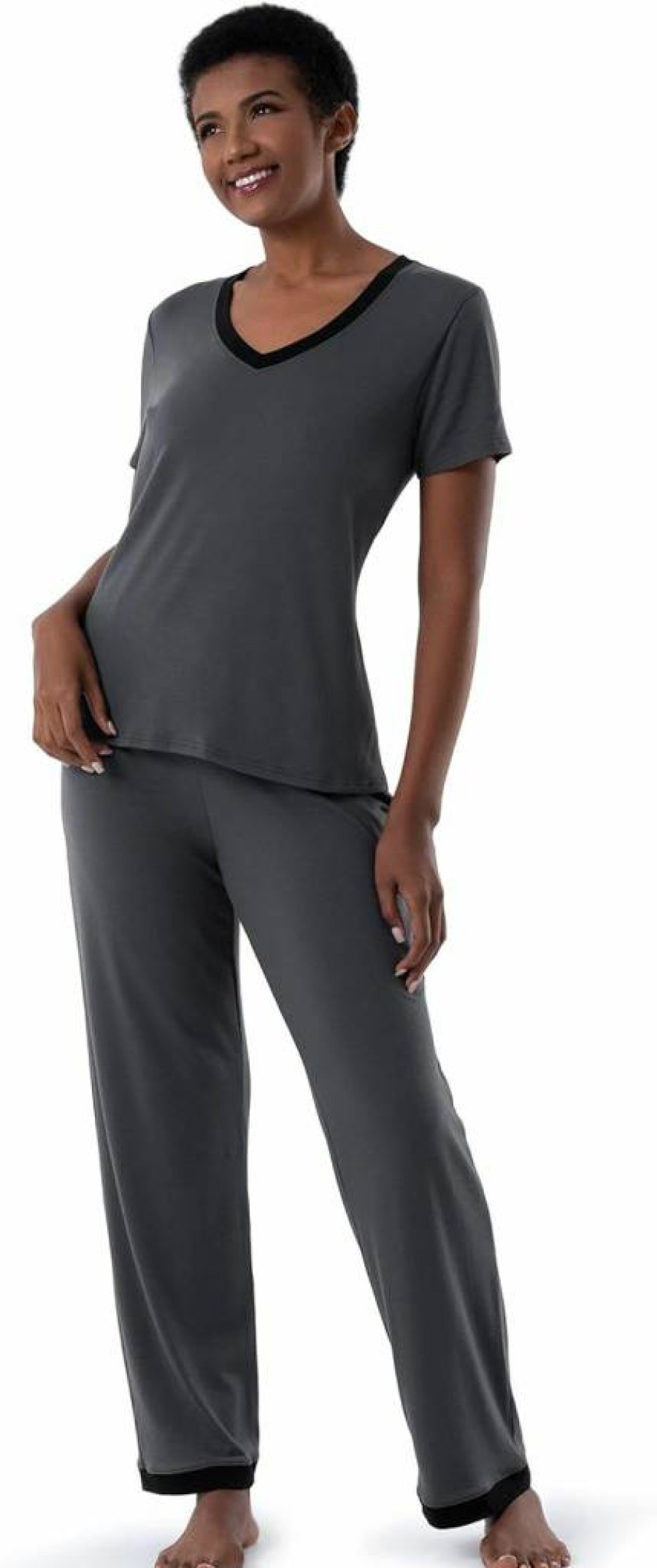 Fruit of the Loom Women's 2-Piece Pajama Set - Soft Short Sleeve Sleep Tee & Comfortable Pants