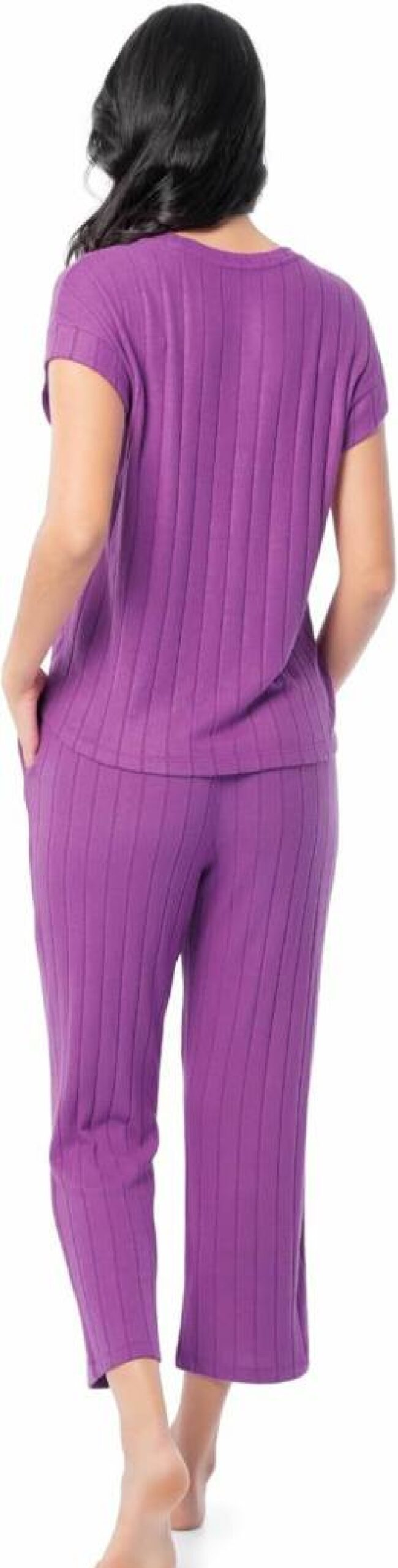 Fruit of the Loom Women's Comfortable Dolman Sleeve Sleep Set with Cropped Pants - Soft Lounge Pajama Set