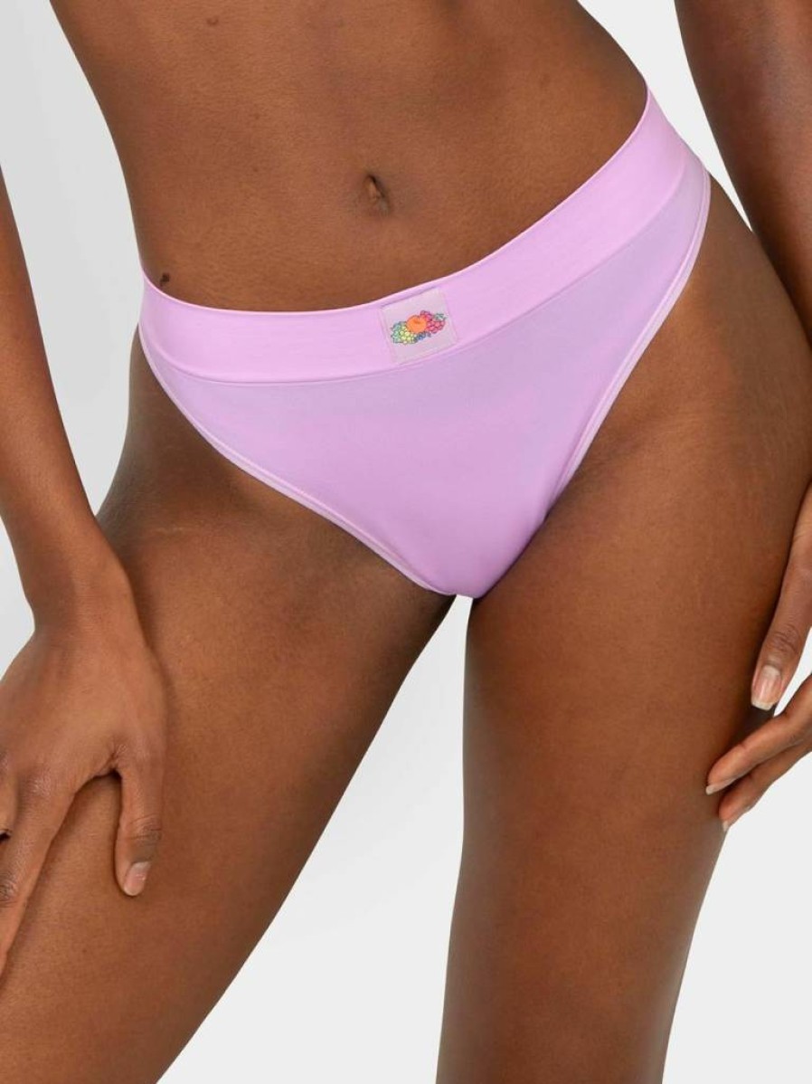 Fruit of the Loom Seamless Bikini Panties 3 Pack - Comfortable & Breathable Women's Underwear