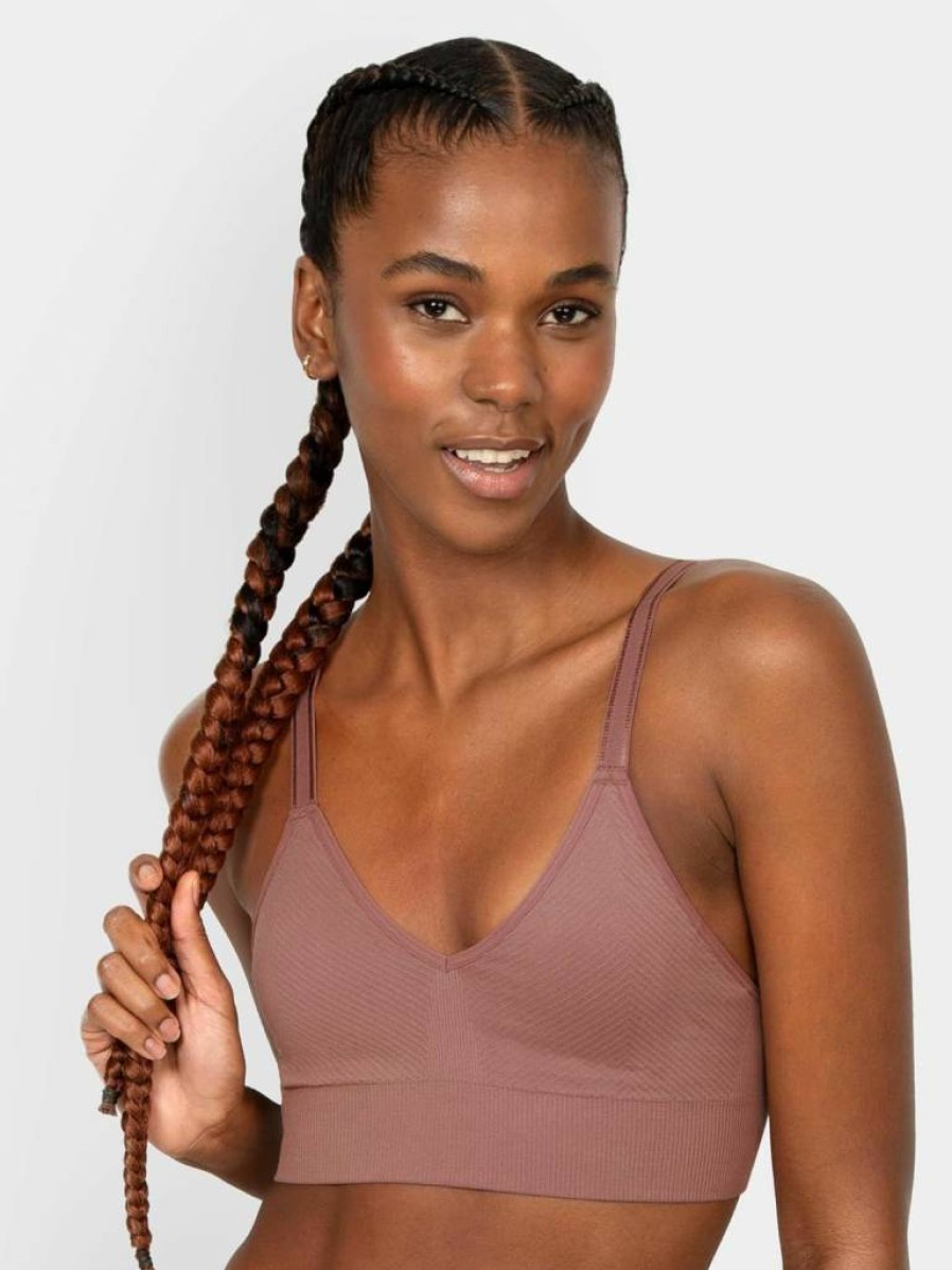 Fruit of the Loom Women's Seamless Bralette 2-Pack - Ultra Comfortable Everyday Essential Wireless Bra