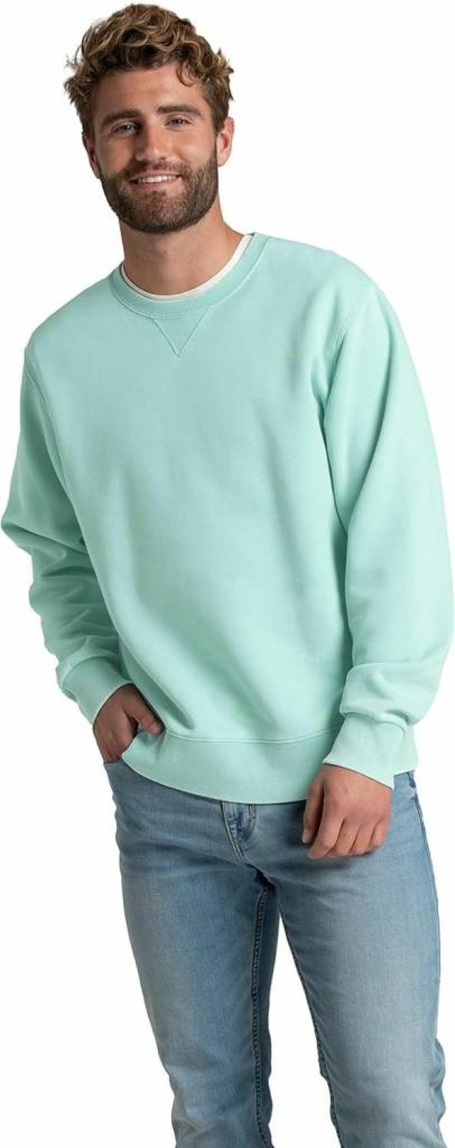 Fruit of the Loom Men's Soft Moisture-Wicking Fleece Sweatshirt - Comfortable & Breathable Pullover for Casual Wear